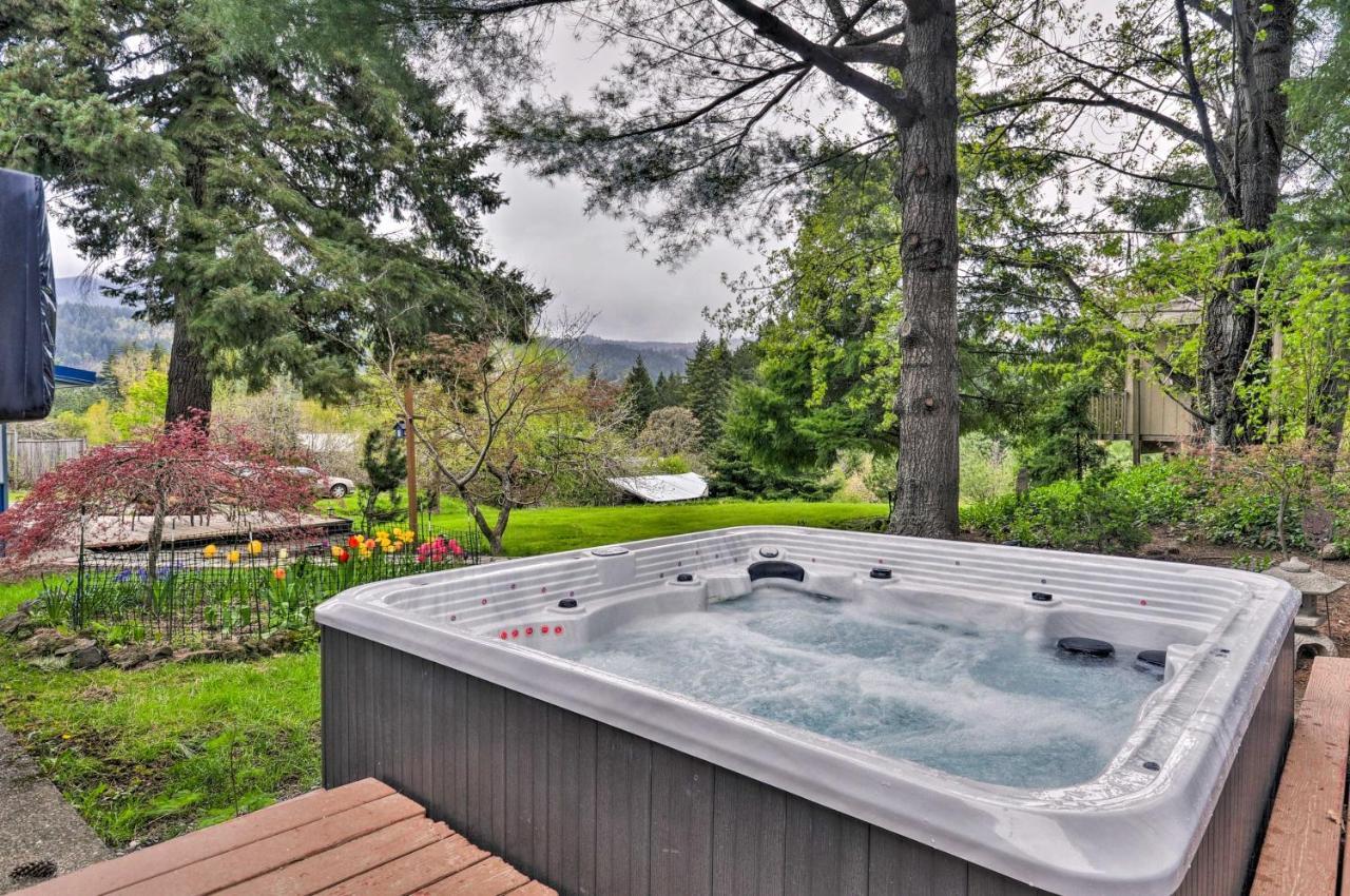 The Fusion Retreat On 4 Acres Hike On-Site! Villa White Salmon Bagian luar foto